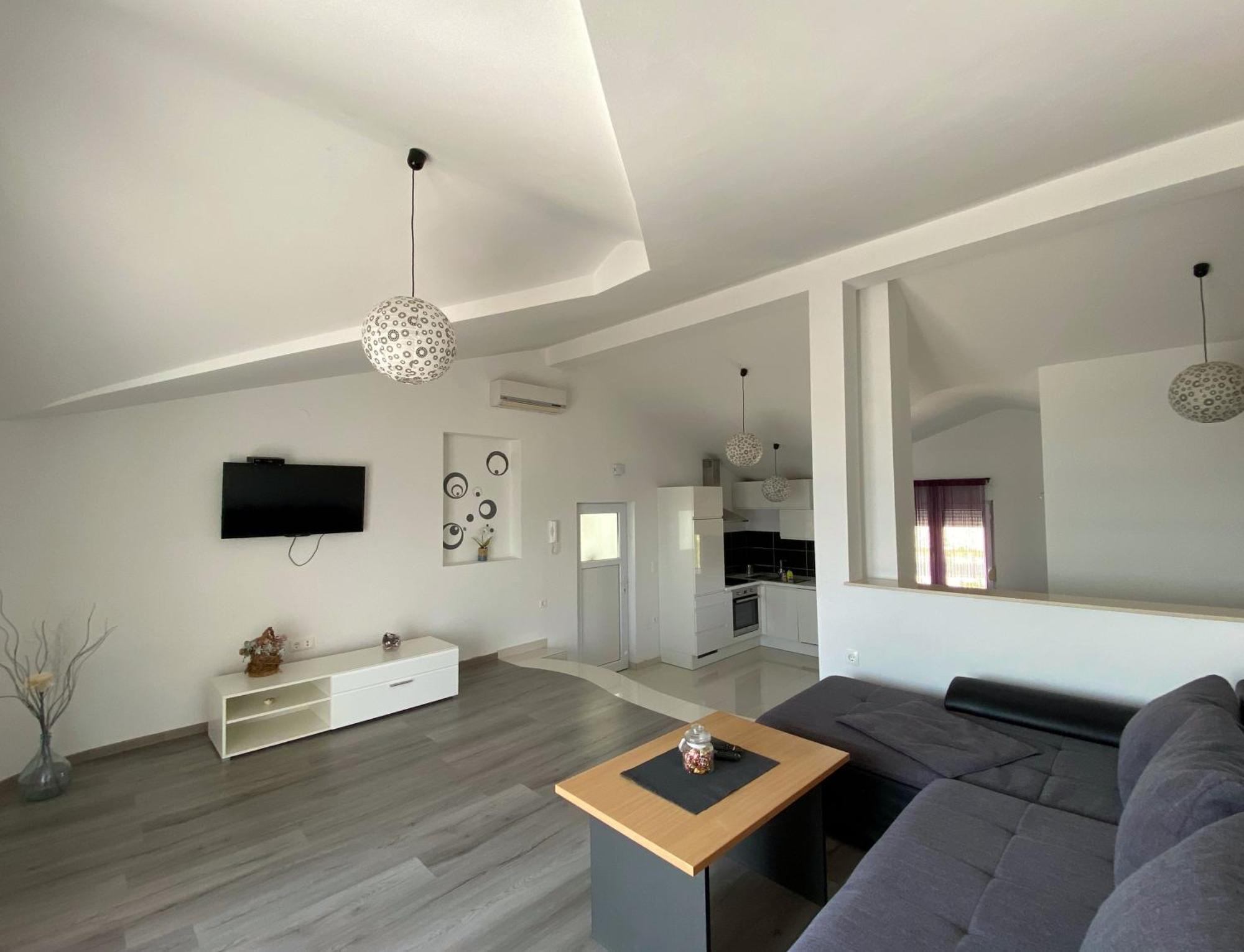 Apartments With A Parking Space Maslenica, Novigrad - 12636 Ясенице Номер фото